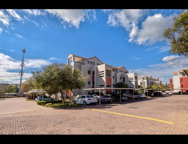 1 BEDROOM APARTMENT FOR SALE IN LONEHILL
